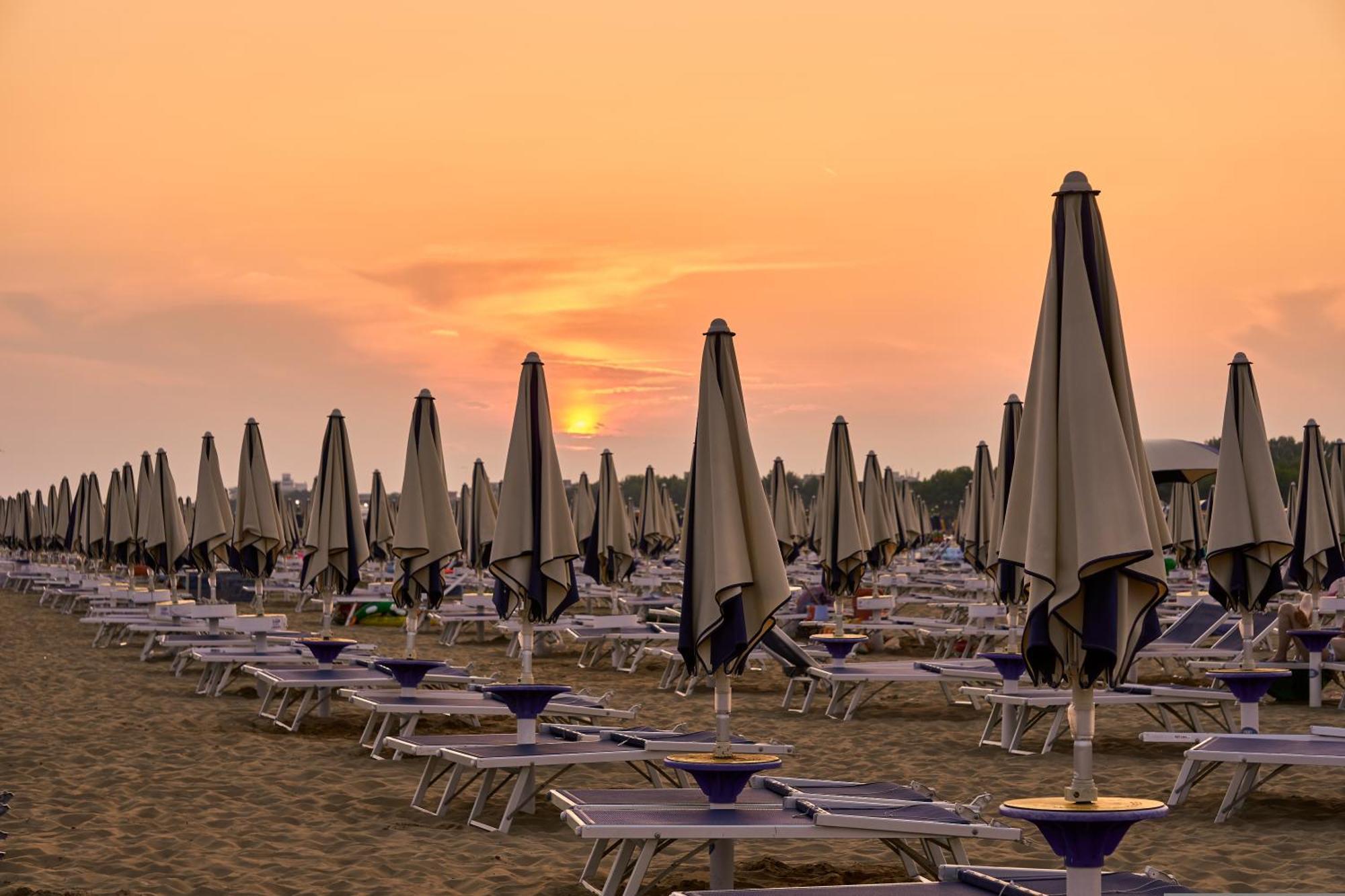 Lovely Peaceful Villa Near The Beach - Beahost Bibione Extérieur photo